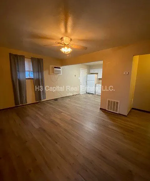 208 W Thomas St — Photo 10