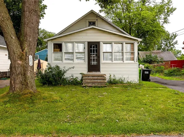 202 Edgemere Rd, Syracuse, NY 13208