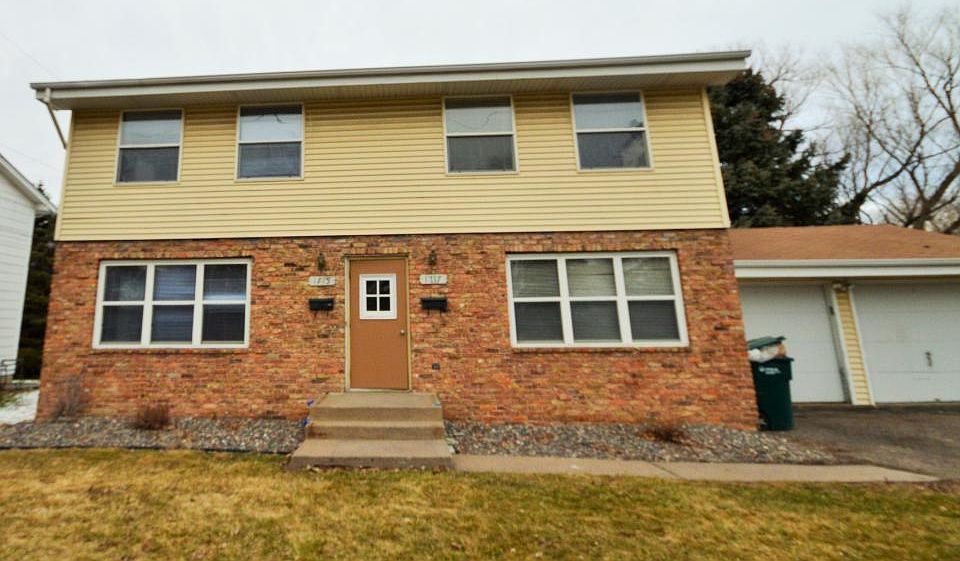 1st image of 1715 37th Ave NE