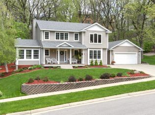 1401 Northern Valley Dr NE, Rochester, MN 55906