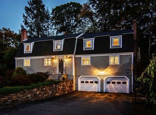 8 Olde Coach Rd, Westborough, MA 01581
