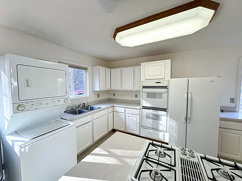 2094 Bear Paw Rd Photo 1