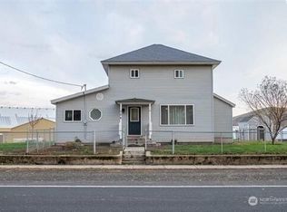 304 E 2nd St, Prescott, WA 99348