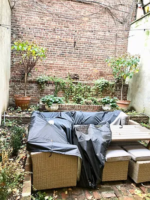 Rented by Barran Adam Aydin, LREB | media 71