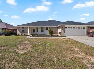 6914 Raburn Rd, Pensacola, FL 32526