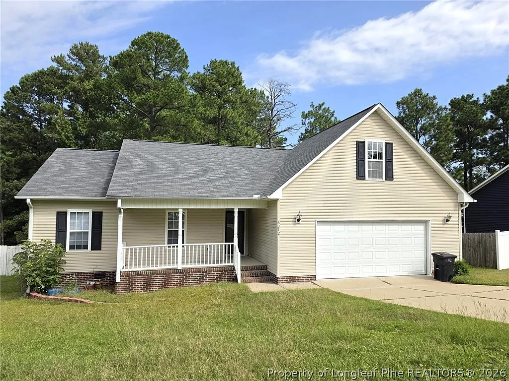 4 bed, 2.0 bath, 1632 sqft, $1,780 — Photo 3