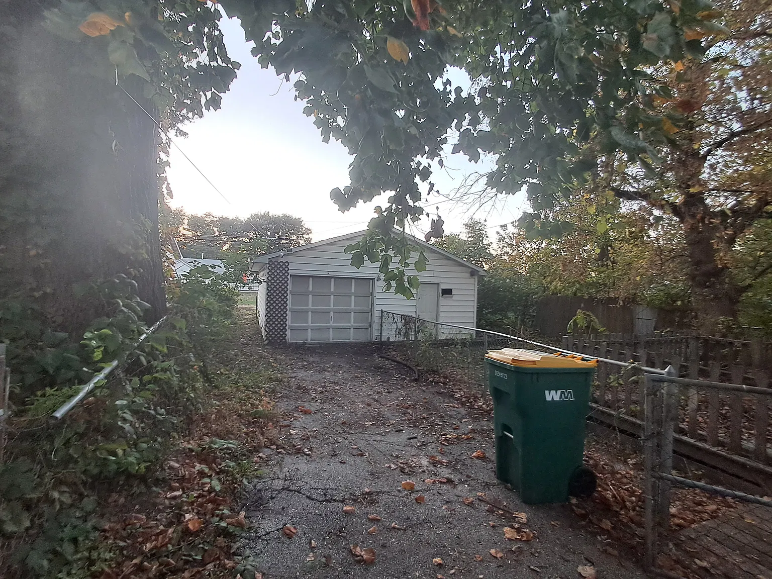 3 bed, 832 sqft, $925 — Photo 3
