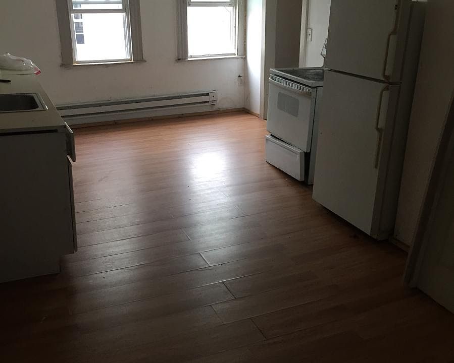 1st image of 22 Pearl St #3