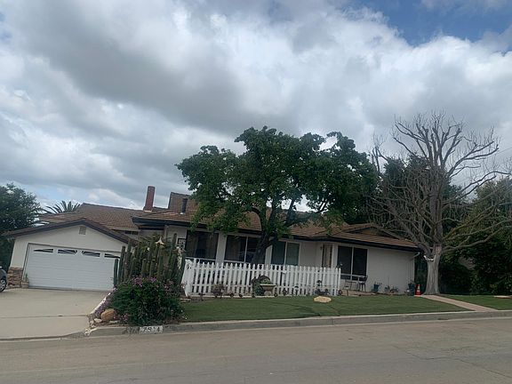 3rd image of 16 Saint Andrews Dr #17916
