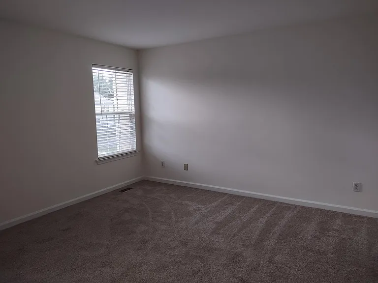 34 Chartwell Ct — Photo 19