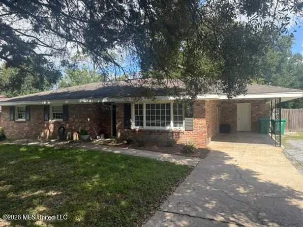 22 45th St, Gulfport, MS 39507