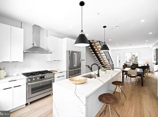 722 S Chadwick St, Philadelphia, PA 19146