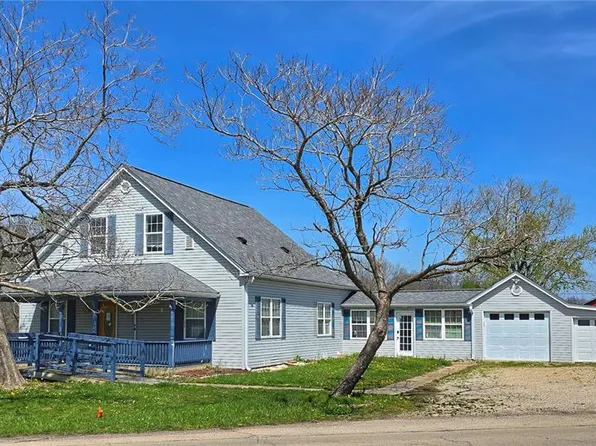 703 Burks Rd, Farmington, MO 63640