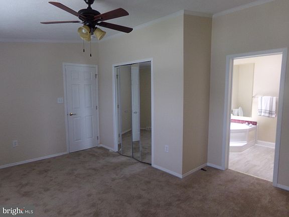 4th image of 1616 Pennsylvania Ave Unit 275