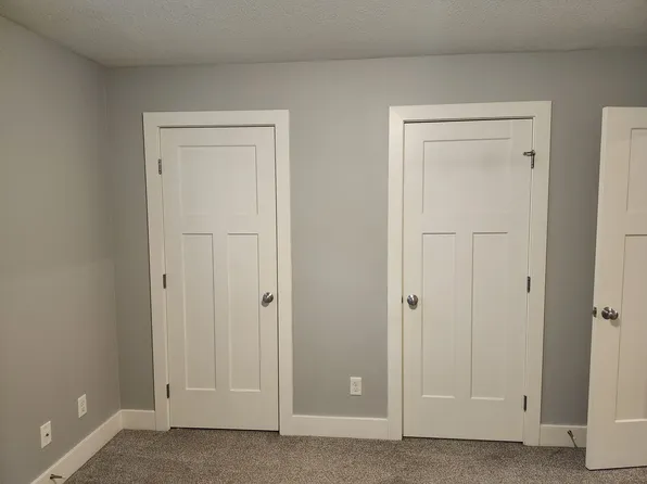 796 Weatherwood Dr SE #796, Grand Rapids, MI 49508