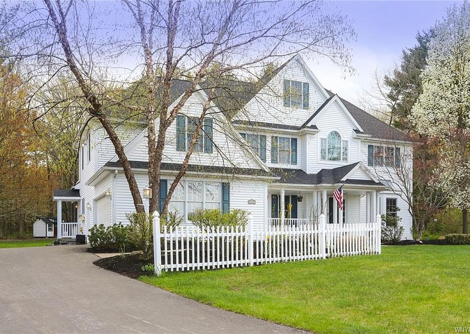 1st image of 80 Brompton Ct