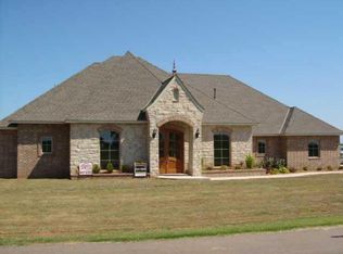 230 Brandon Cir, Norman, OK 73072