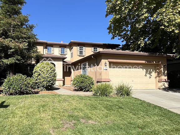 2nd image of 932 Silverton Cir