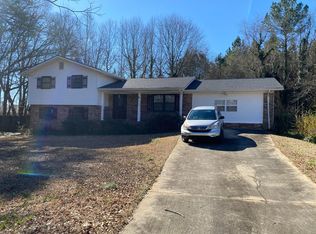 715 E Georgia Ave, Fayetteville, GA 30214