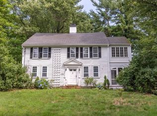 95 Forest St, Franklin, MA 02038