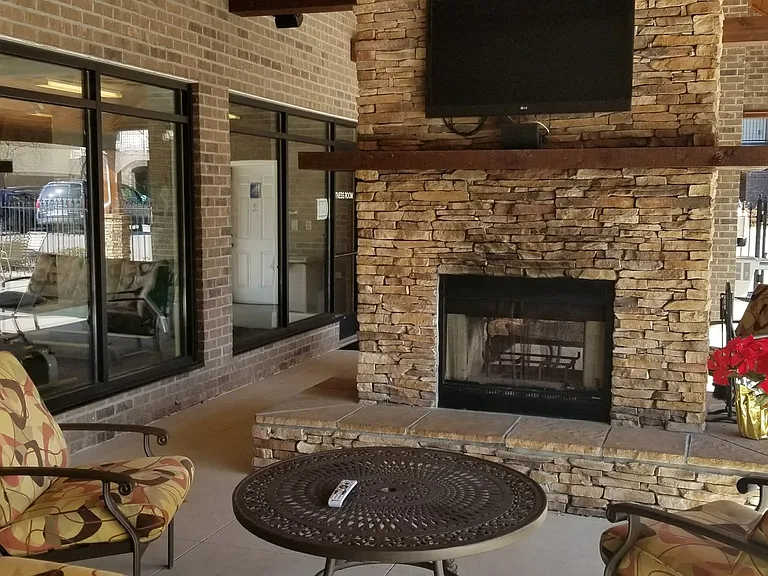 Maple Sunset Apartment Homes — Photo 96