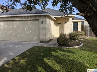 3433 Rob Roy St, Seguin, TX 78155