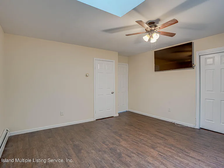 307 S Railroad St — Photo 12