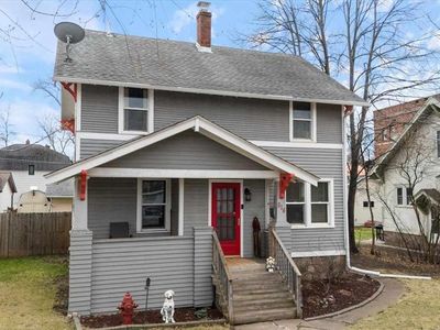 814 E Howard St, Hibbing, MN, 55746