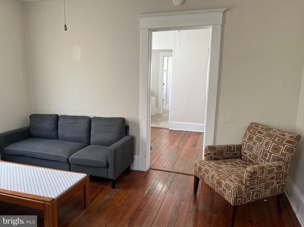 145 S Main St APT 3