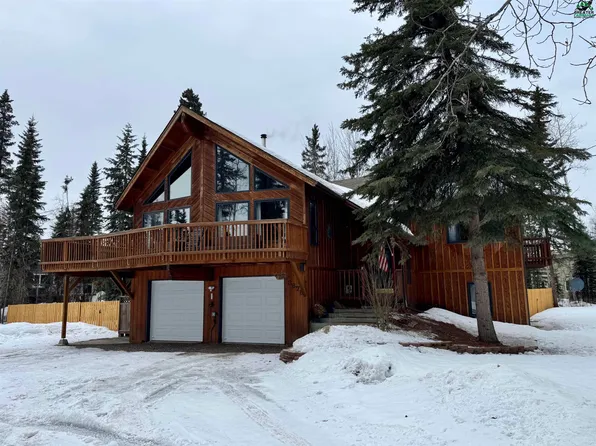 3678 Navaho Ct, North Pole, AK 99705