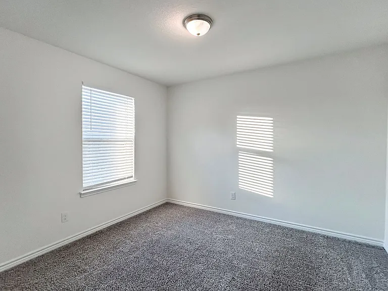 4660 Via Sonoma Trl — Photo 15