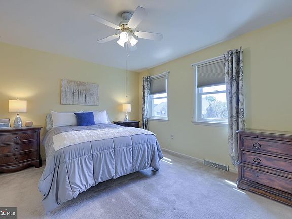 5th image of 85 Rockford Rd