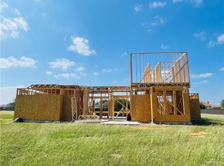 901 Splendor Blvd, Edinburg, TX 78542