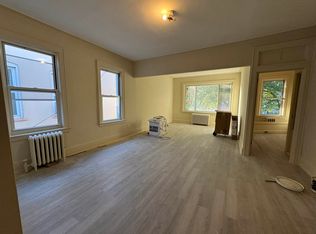 24-13 26th St #2, Astoria, NY 11102