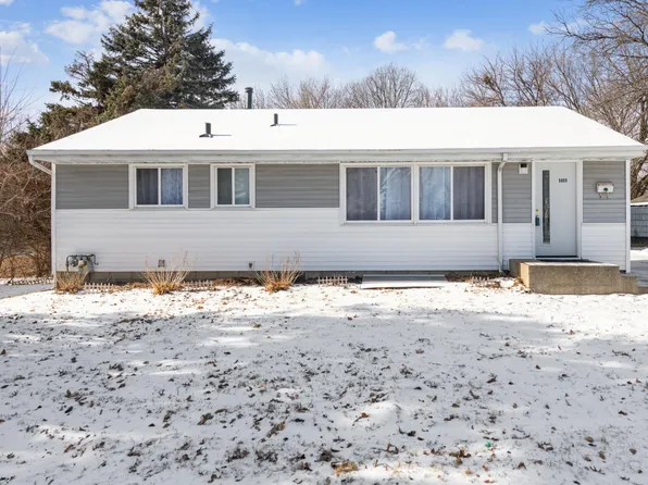 5655 Northport Dr, Brooklyn Center, MN 55429