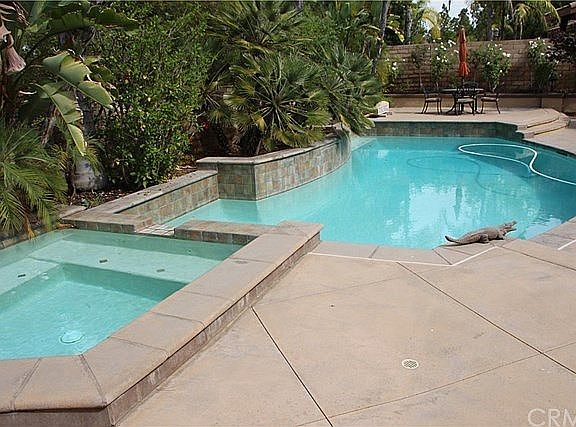 2nd image of 1617 Camino Largo St