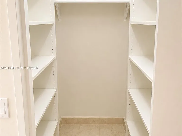 5255 Collins Ave #7B — Photo 25