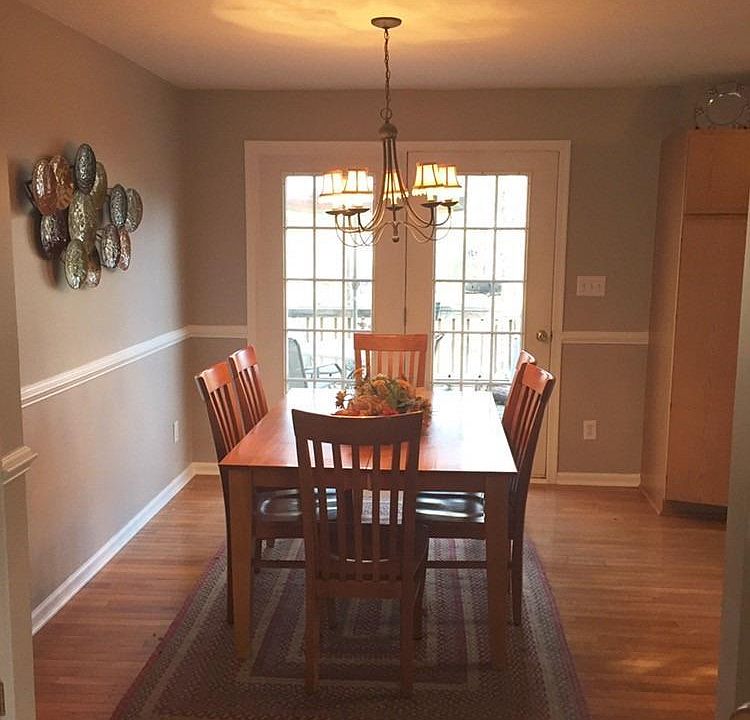 2nd image of 1465 Rainbow Forest Dr