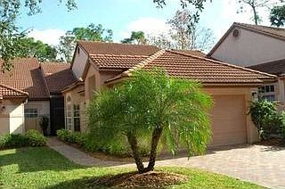 1st image of 136 Amblewood Ln