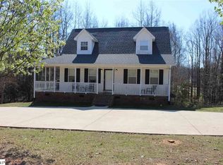137 Carson Dr, Cowpens, SC 29330