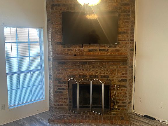 3rd image of 3801 E 14th St Unit 1506
