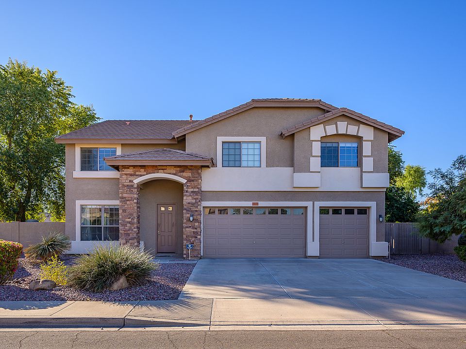 1st image of 2675 E Elmwood Pl