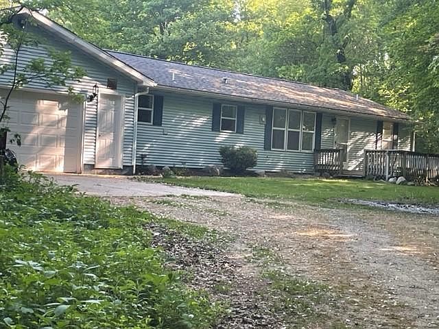 1st image of 128 Avenue
