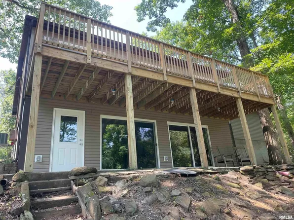 505 Lake Shore Dr S, Goreville, IL 62939