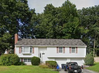 32 Macdonald Dr, Nashua, NH 03062