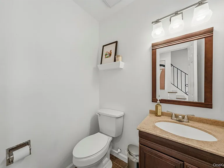 15 Hammond Plz — Photo 18