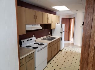 364 Maple St N APT 1W, Eden Valley, MN 55329