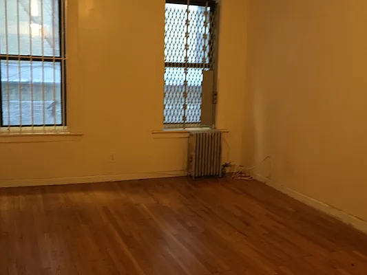 Rented by Edward Gugenheim, LREB | media 1