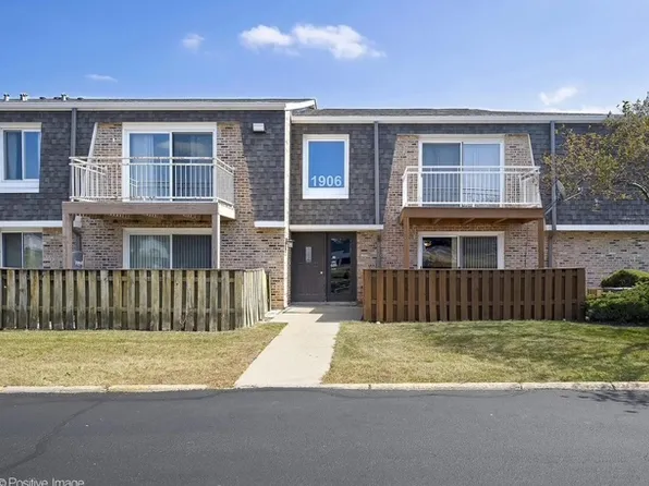 1906 Plum Grove Rd, Rolling Meadows, IL