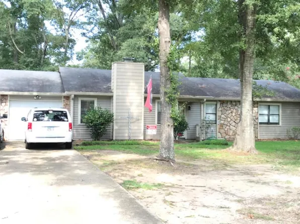 143 Querecho Ln, Albany, GA 31707